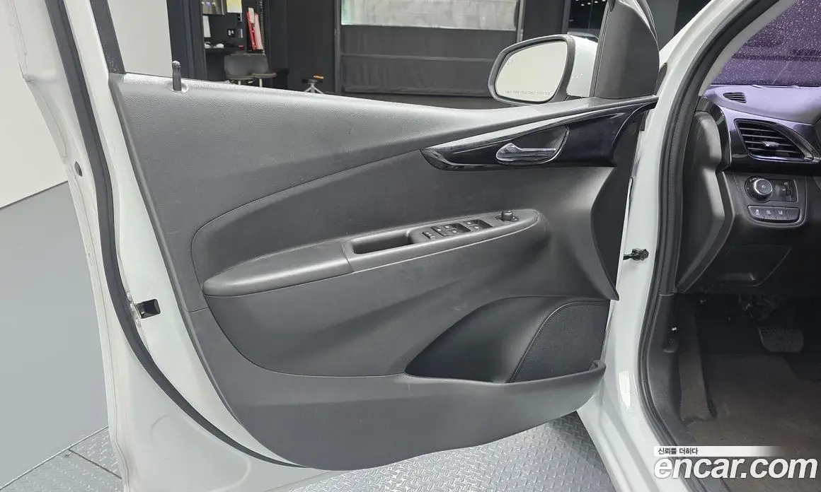 Chevrolet Spark 2015 1.0 автомат (гидро), фото 13