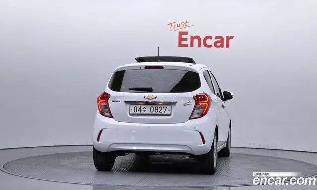 Chevrolet Spark 2015 1.0 автомат (гидро), миниатюра 3