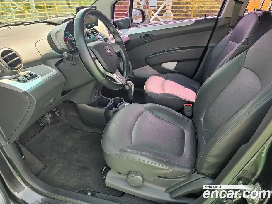 Chevrolet Spark 2015 1.0 автомат (гидро), фото 9
