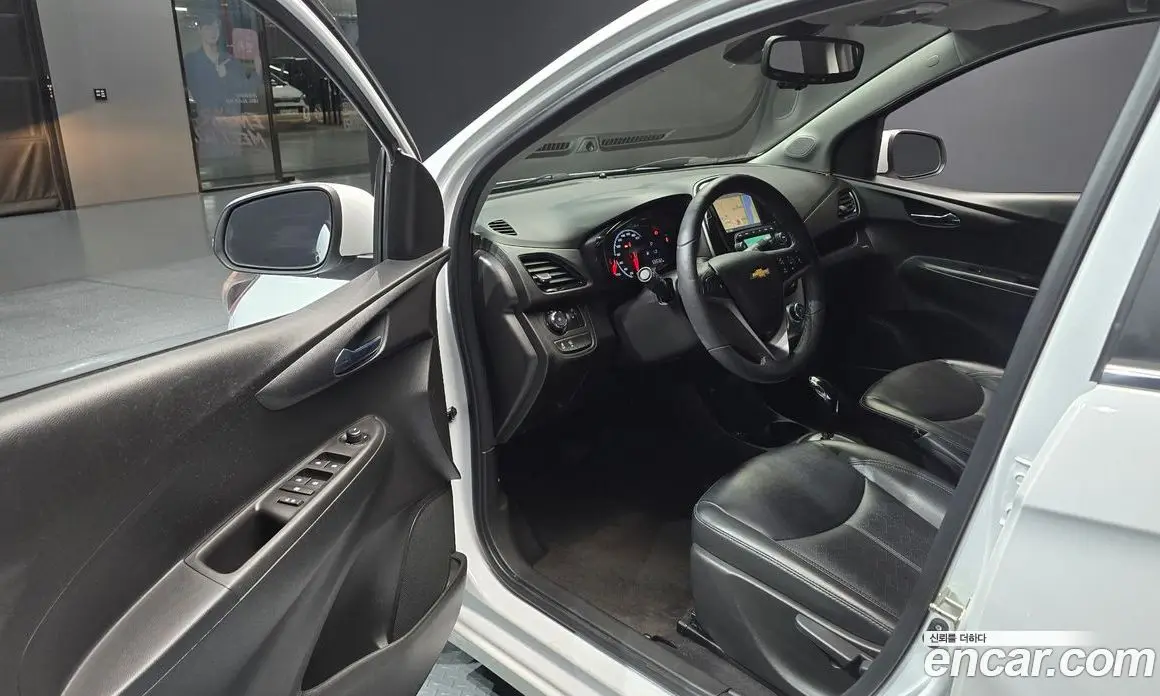 Chevrolet Spark 2016 1.0 автомат (гидро), фото 13