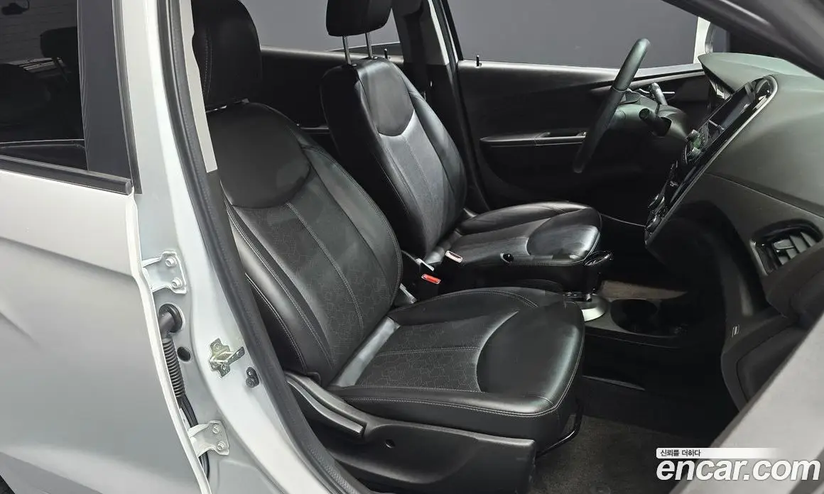 Chevrolet Spark 2016 1.0 автомат (гидро), фото 16