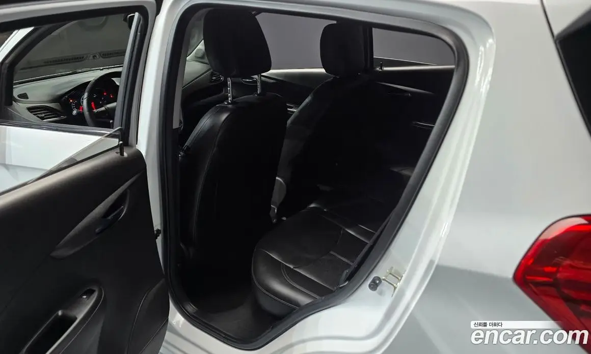 Chevrolet Spark 2016 1.0 автомат (гидро), фото 18