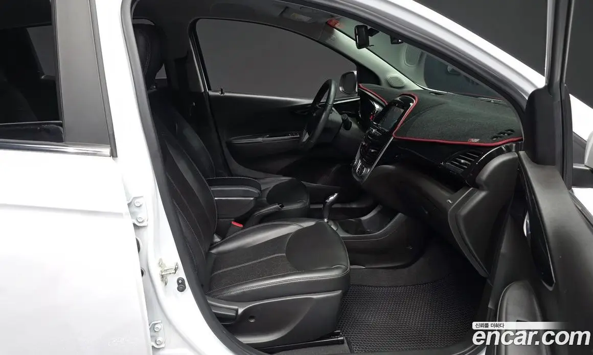 Chevrolet Spark 2017 1.0 автомат (гидро), фото 17
