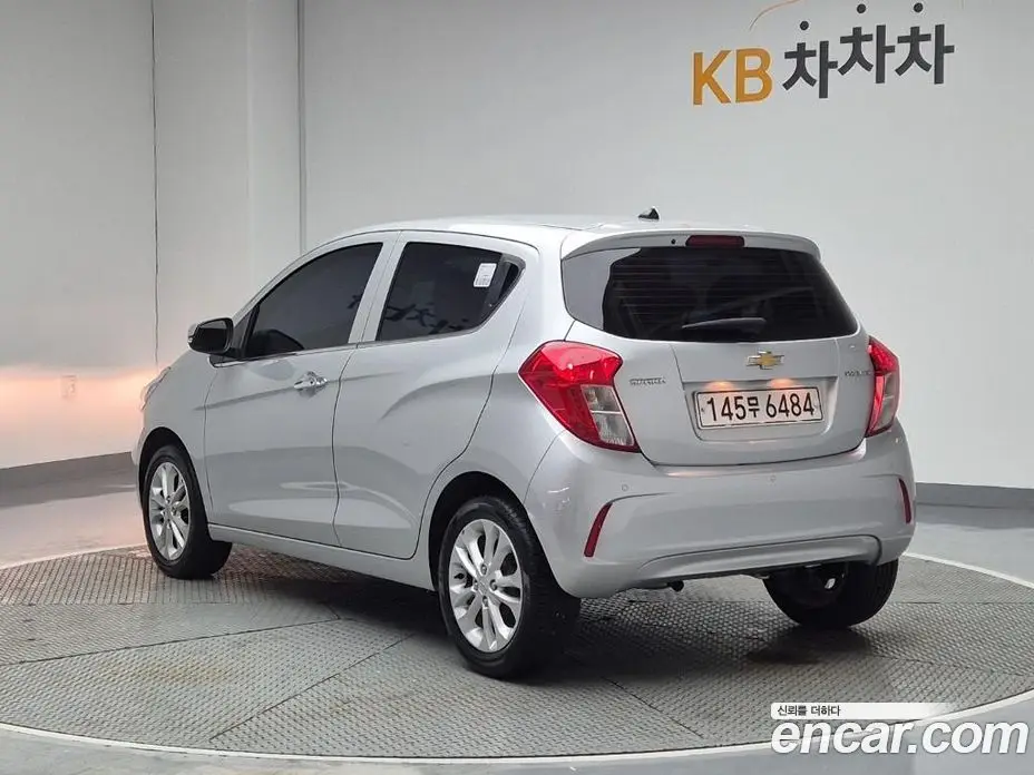 Chevrolet Spark 2021 1.0 автомат (гидро), фото 3