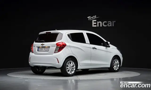 Chevrolet Spark 2022 1.0 автомат (гидро), миниатюра 2