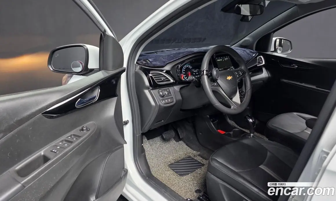 Chevrolet Spark 2022 1.0 автомат (гидро), фото 13