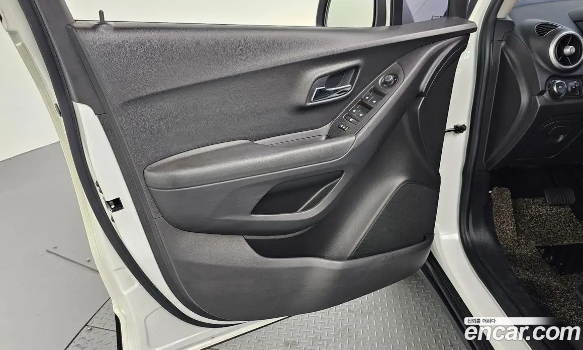Chevrolet Trax 2016 1.4 автомат (гидро), фото 14