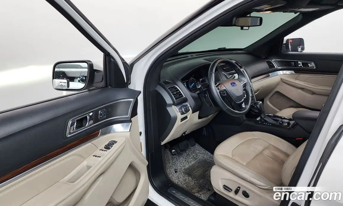 Ford Explorer 2018 2.3 автомат (гидро), фото 13