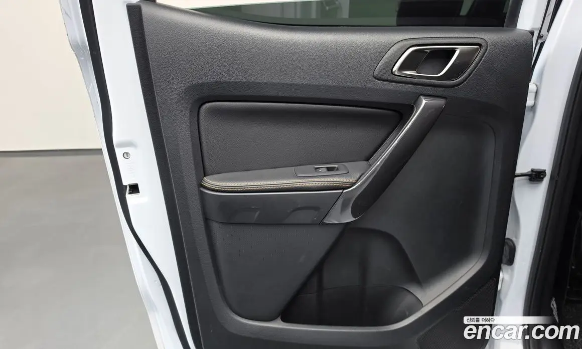 Ford Ranger 2022 2.0 автомат (гидро), фото 15