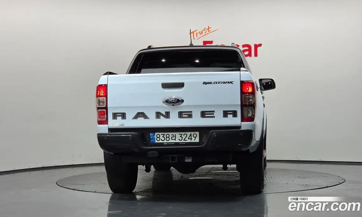 Ford Ranger 2022 2.0 автомат (гидро), фото 4