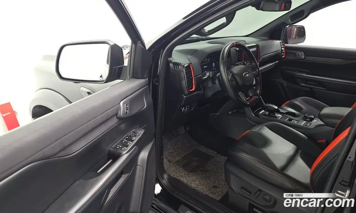 Ford Ranger 2023 2.0 автомат (гидро), фото 13