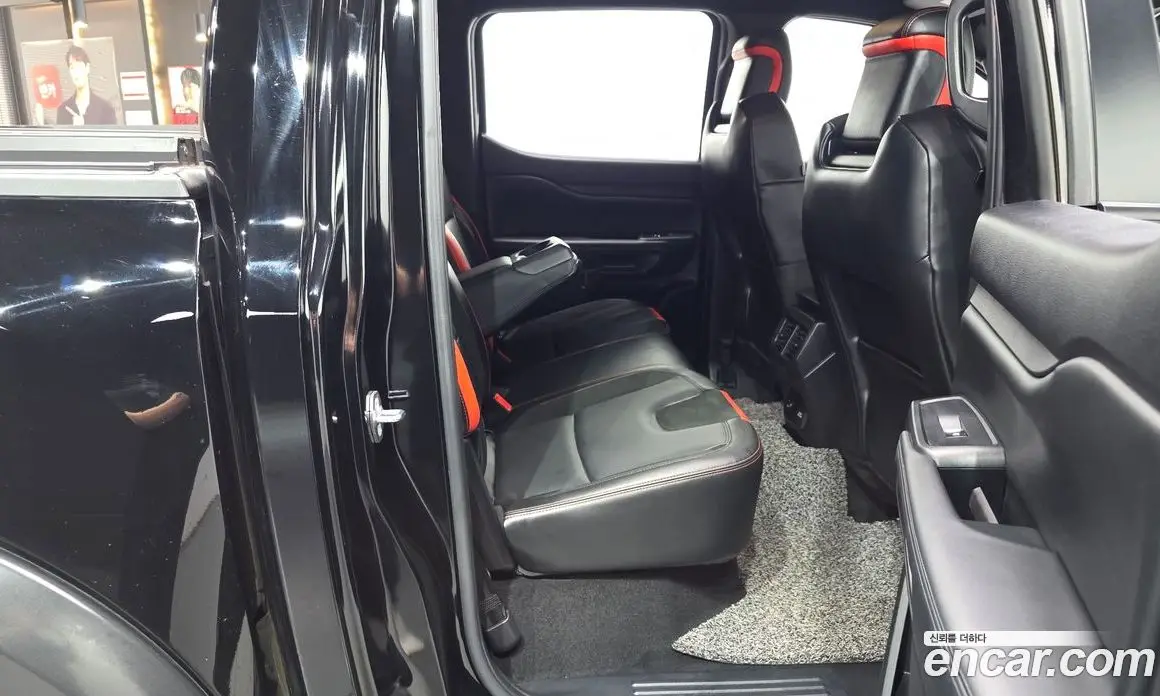 Ford Ranger 2023 2.0 автомат (гидро), фото 17