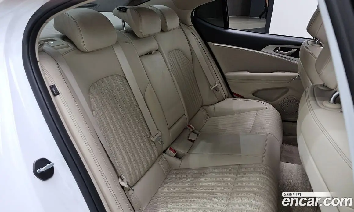 Genesis G70 2021 2.0 автомат (гидро), фото 16
