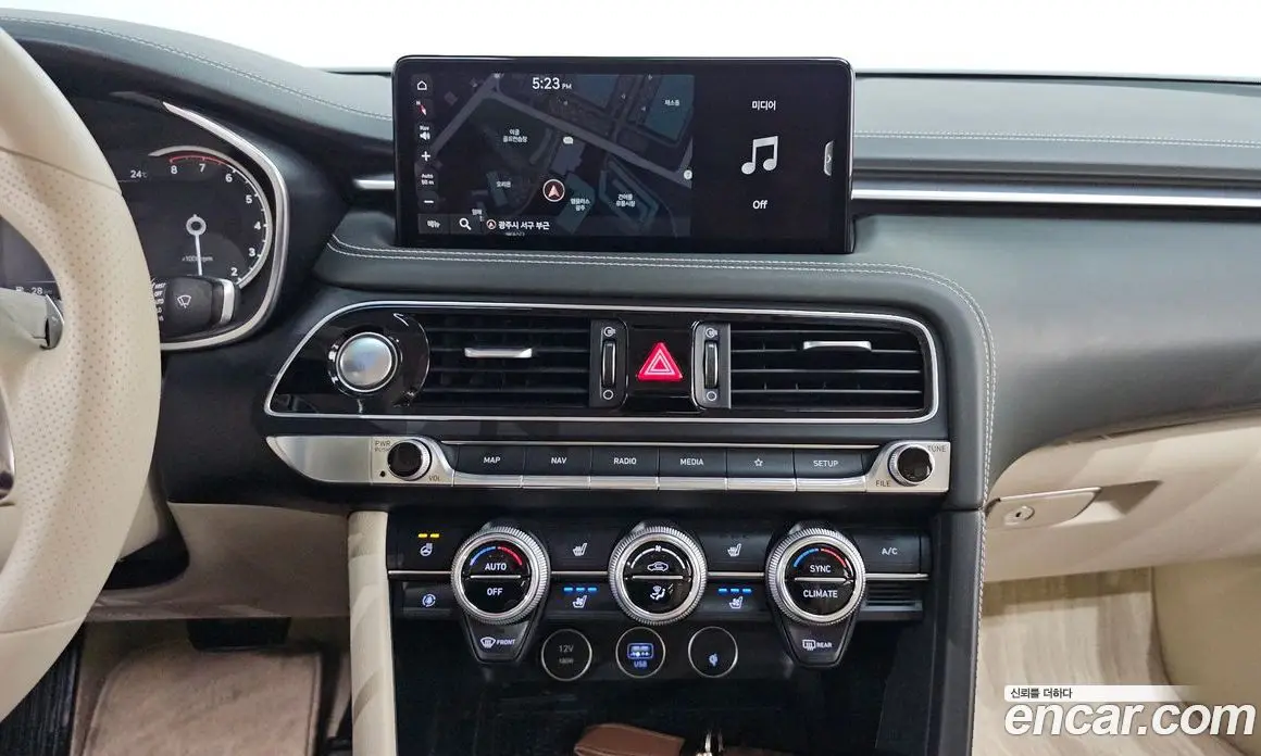 Genesis G70 2021 2.0 автомат (гидро), фото 18