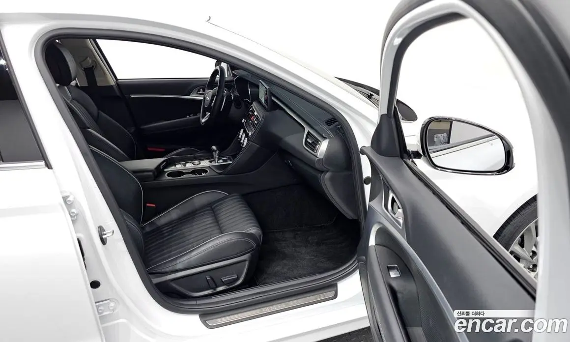 Genesis G70 2022 2.0 автомат (гидро), фото 11