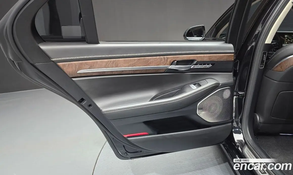 Genesis G90 2021 5.0 автомат (гидро), фото 15