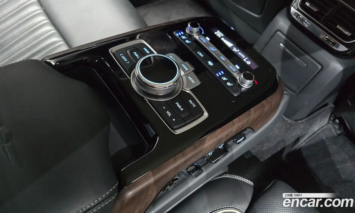 Genesis G90 2021 5.0 автомат (гидро), фото 29