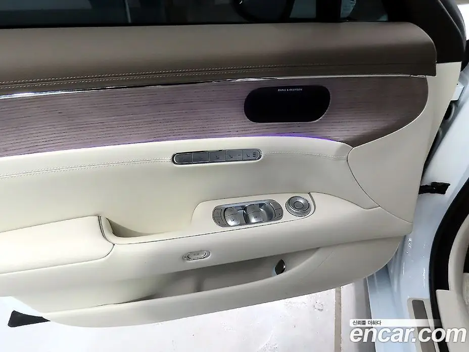 Genesis G90 2024 3.5 автомат (гидро), фото 12