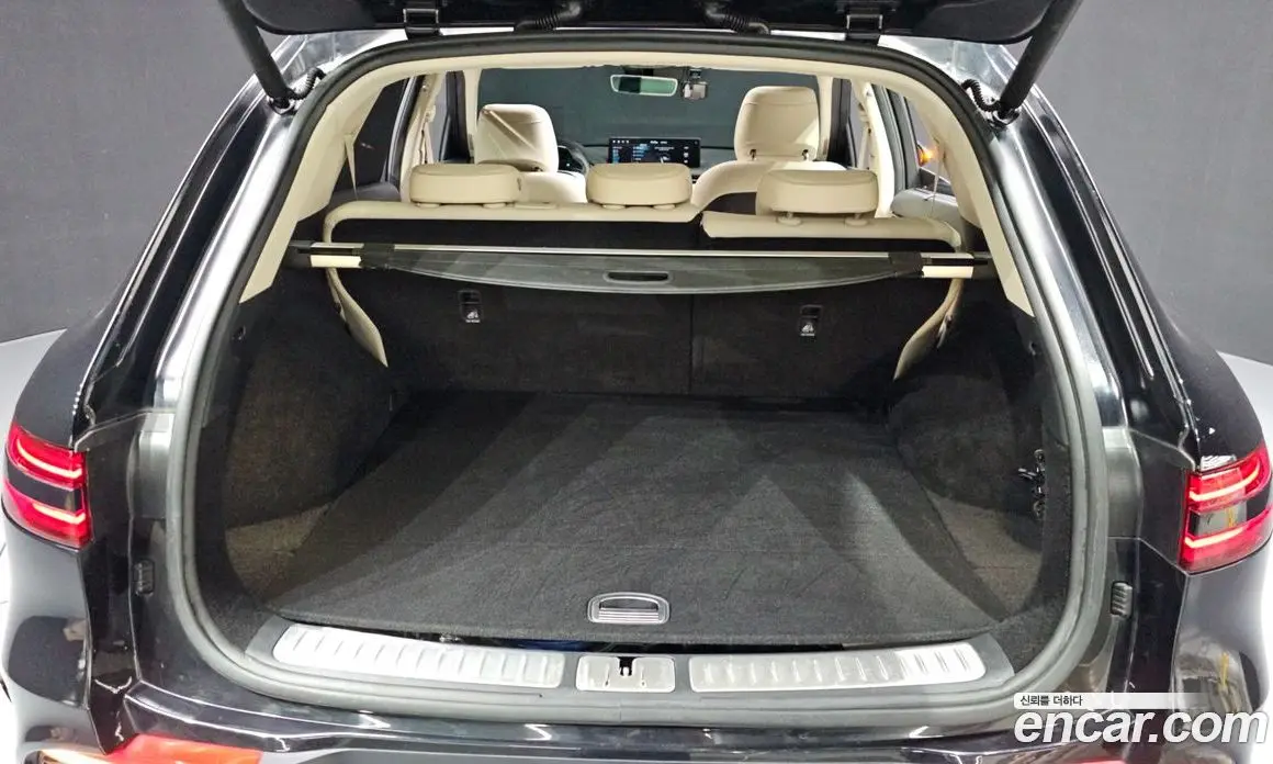 Genesis GV70 2021 2.5 автомат (гидро), фото 26
