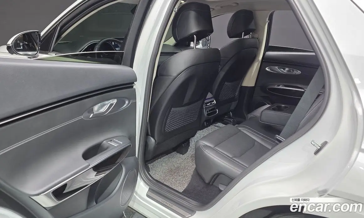 Genesis GV70 2021 2.5 автомат (гидро), фото 17