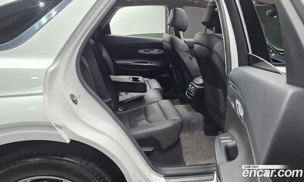 Genesis GV70 2021 2.5 автомат (гидро), фото 18