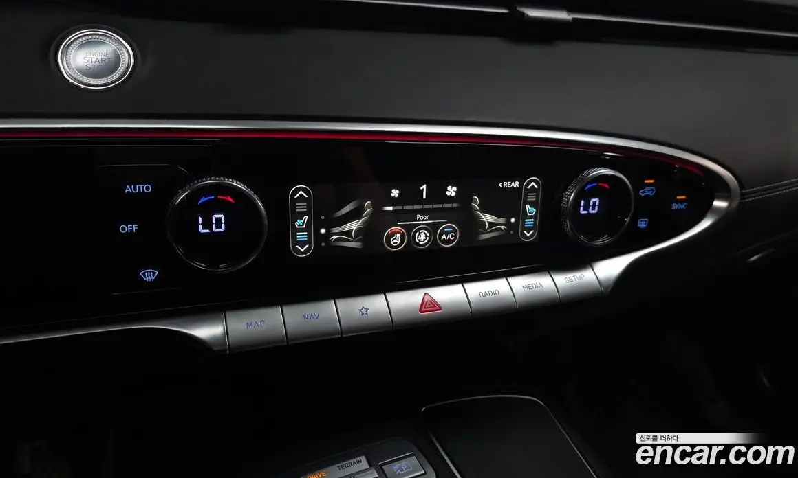 Genesis GV70 2022 2.5 автомат (гидро), фото 17