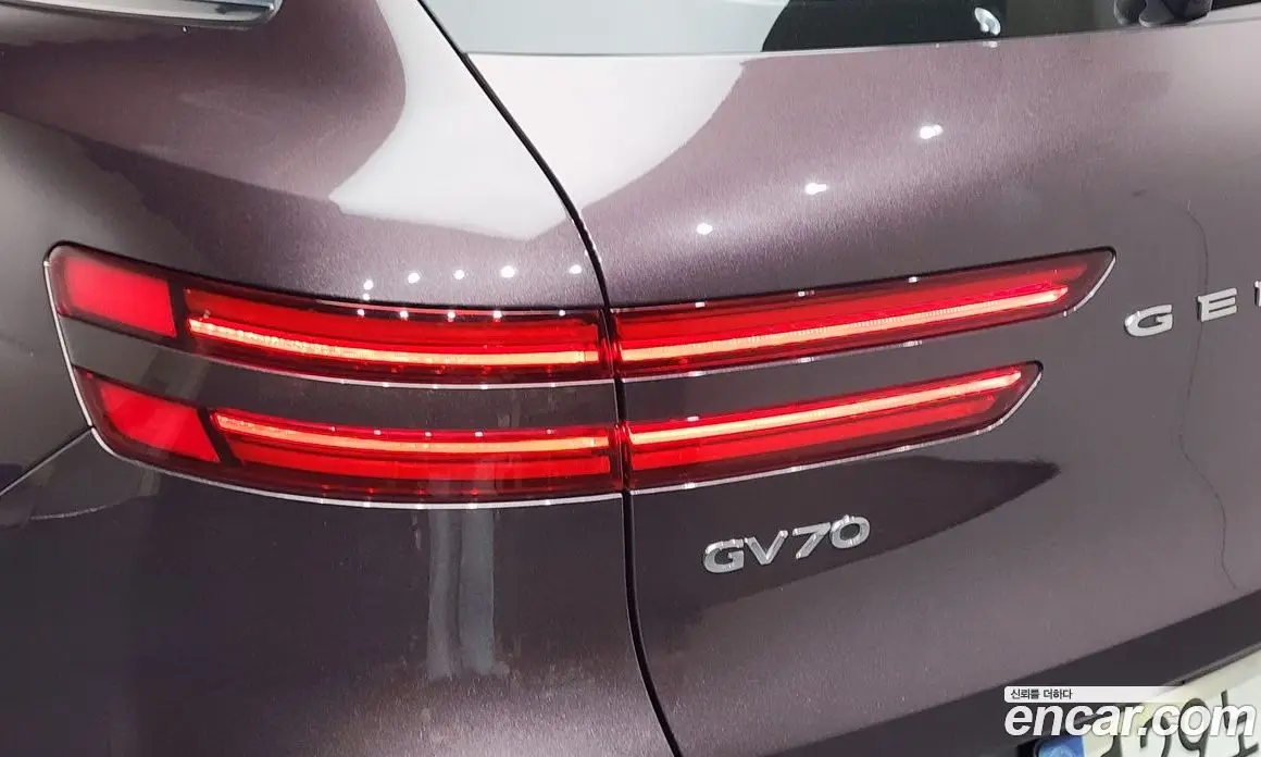 Genesis GV70 2022 2.5 автомат (гидро), фото 9