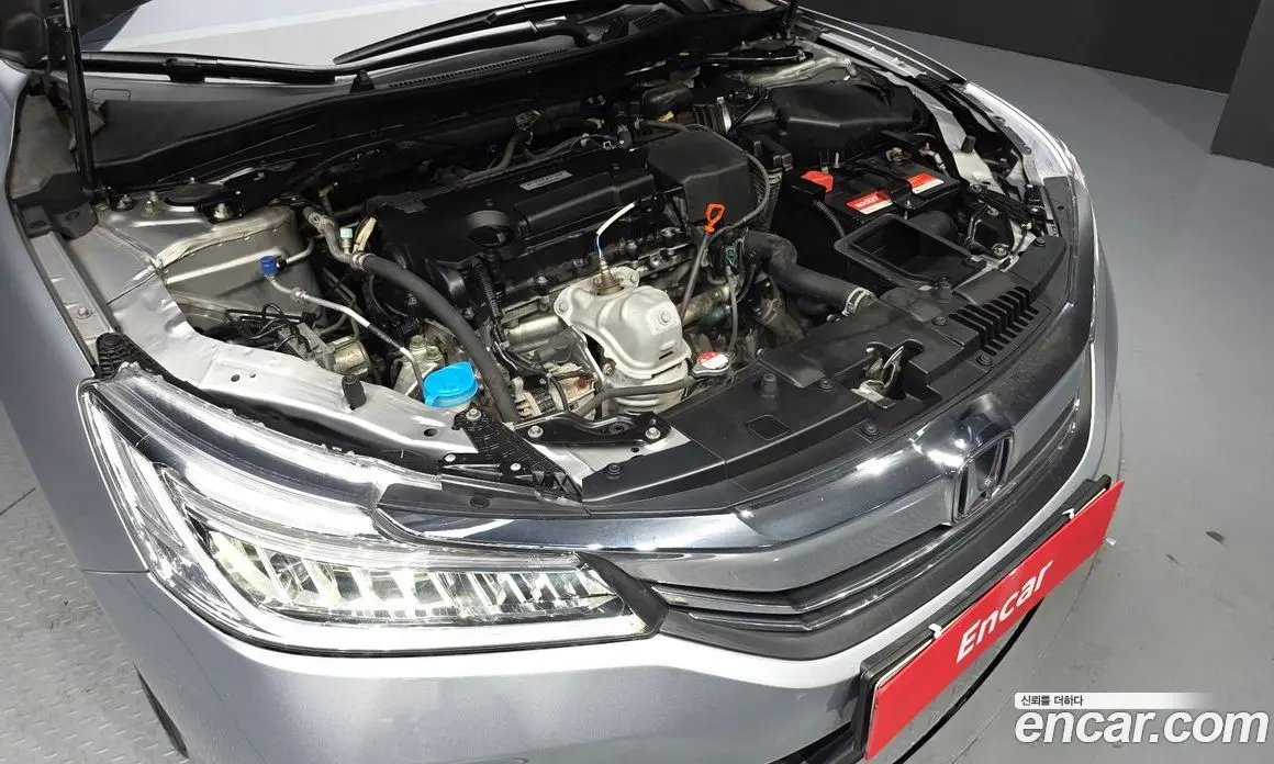 Honda Accord 2017 2.4 автомат (гидро), фото 6