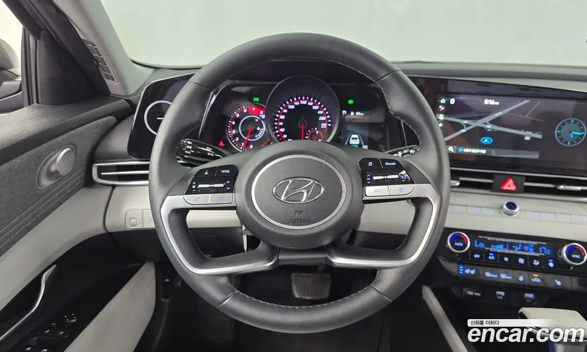 Hyundai Avante 2021 1.6 автомат (гидро), фото 18