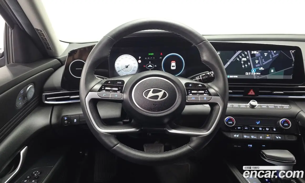 Hyundai Avante 2023 1.6 автомат (гидро), фото 19