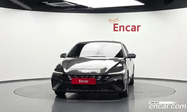 Hyundai Avante 2023 1.6 автомат (гидро), миниатюра 3