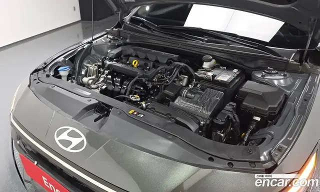 Hyundai Avante 2023 1.6 автомат (гидро), миниатюра 6