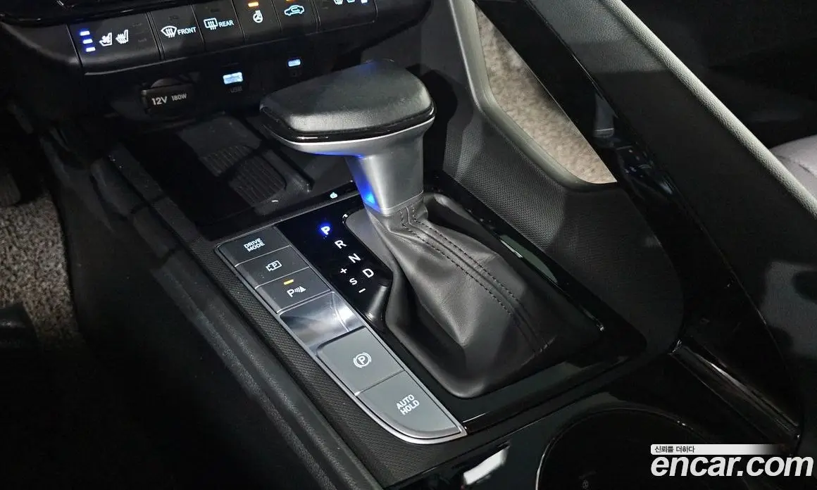 Hyundai Avante 2025 1.6 автомат (гидро), фото 11