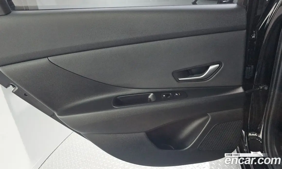 Hyundai Avante 2025 1.6 автомат (гидро), фото 14