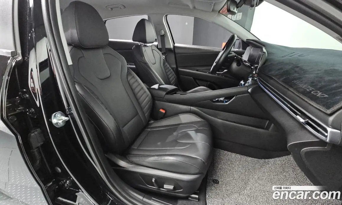 Hyundai Avante 2025 1.6 автомат (гидро), фото 15
