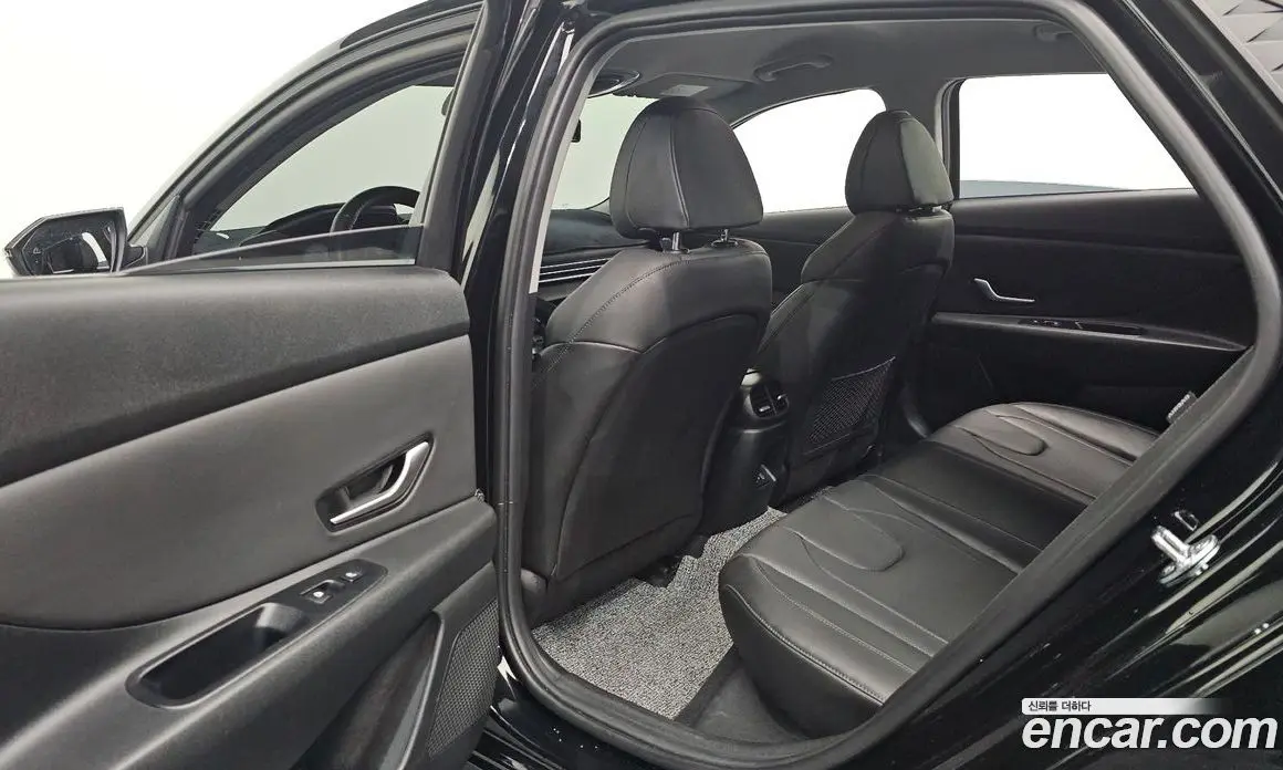 Hyundai Avante 2025 1.6 автомат (гидро), фото 17