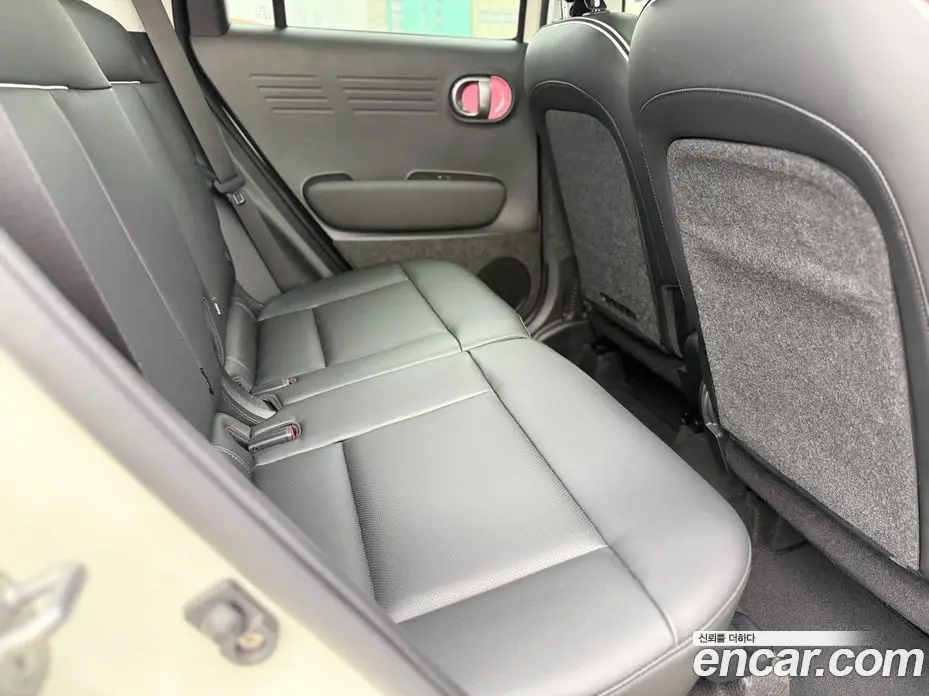 Hyundai Casper 2023 1.0 автомат (гидро), фото 15