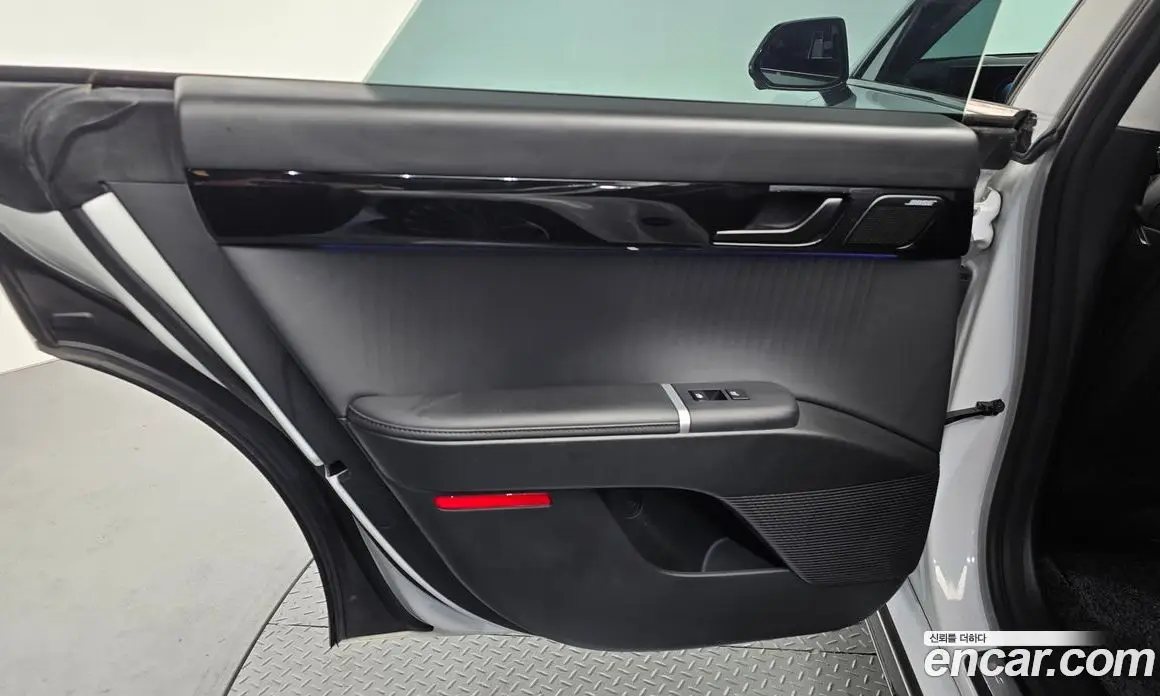 Hyundai Grandeur 2023 1.6 автомат (гидро), фото 14