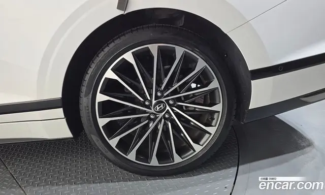 Hyundai Grandeur 2023 1.6 автомат (гидро), миниатюра 6