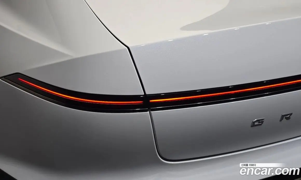 Hyundai Grandeur 2023 1.6 автомат (гидро), фото 8