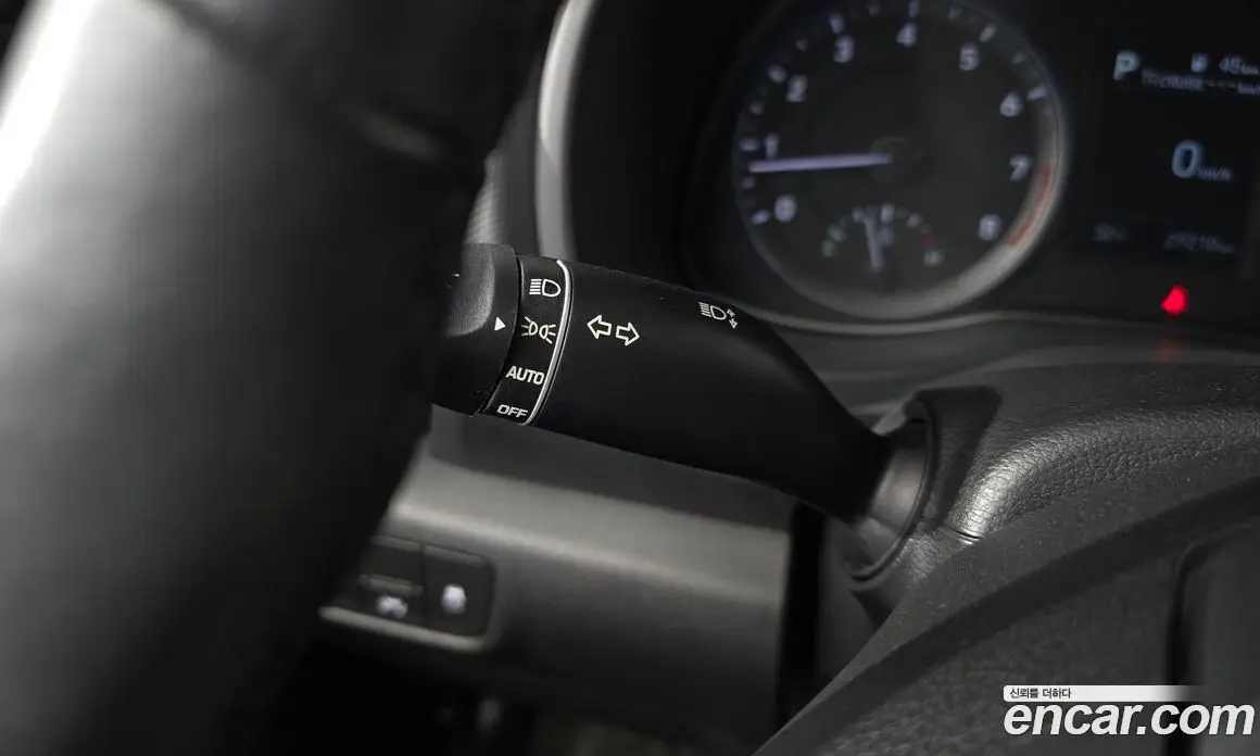 Hyundai Kona 2020 1.6 автомат (гидро), фото 17