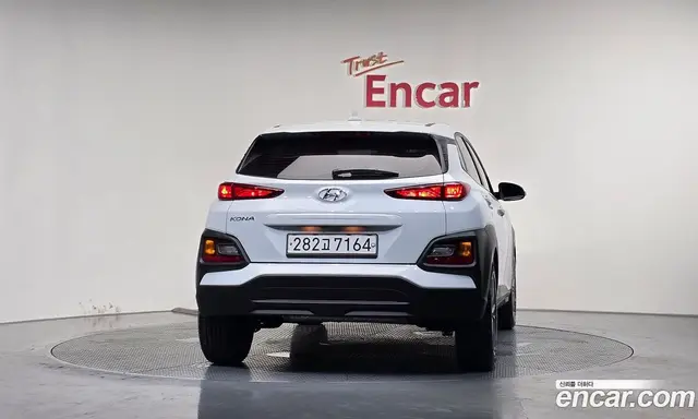 Hyundai Kona 2020 1.6 автомат (гидро), миниатюра 4
