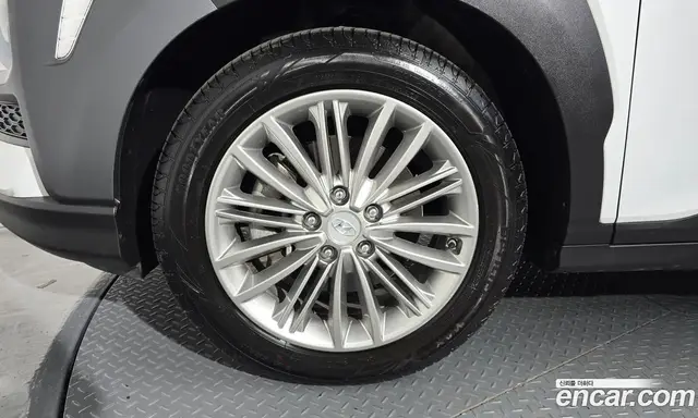 Hyundai Kona 2020 1.6 автомат (гидро), миниатюра 5