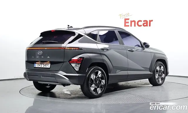 Hyundai Kona, 2025, 10 099 км