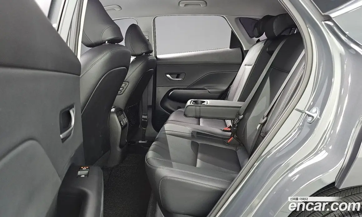 Hyundai Kona 2025 1.6 автомат (гидро), фото 16