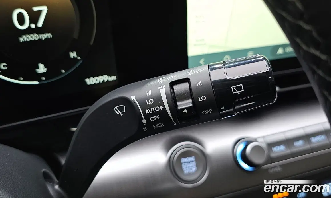 Hyundai Kona 2025 1.6 автомат (гидро), фото 26