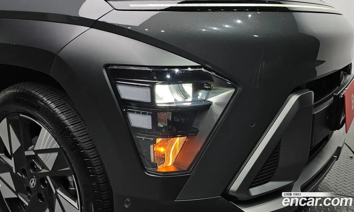Hyundai Kona 2025 1.6 автомат (гидро), фото 7