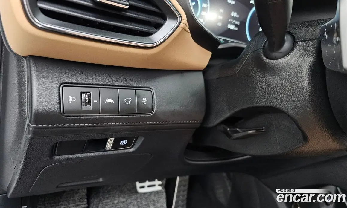 Hyundai Santa Fe 2023 1.6 автомат (гидро), фото 25