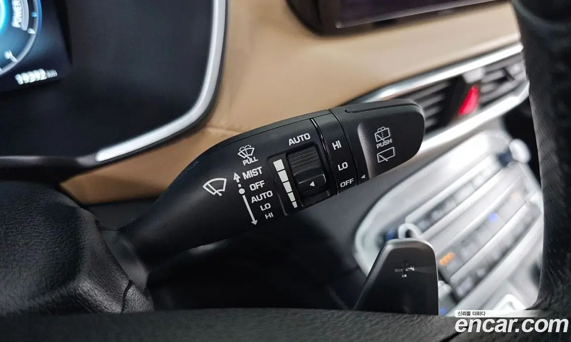 Hyundai Santa Fe 2023 1.6 автомат (гидро), фото 27
