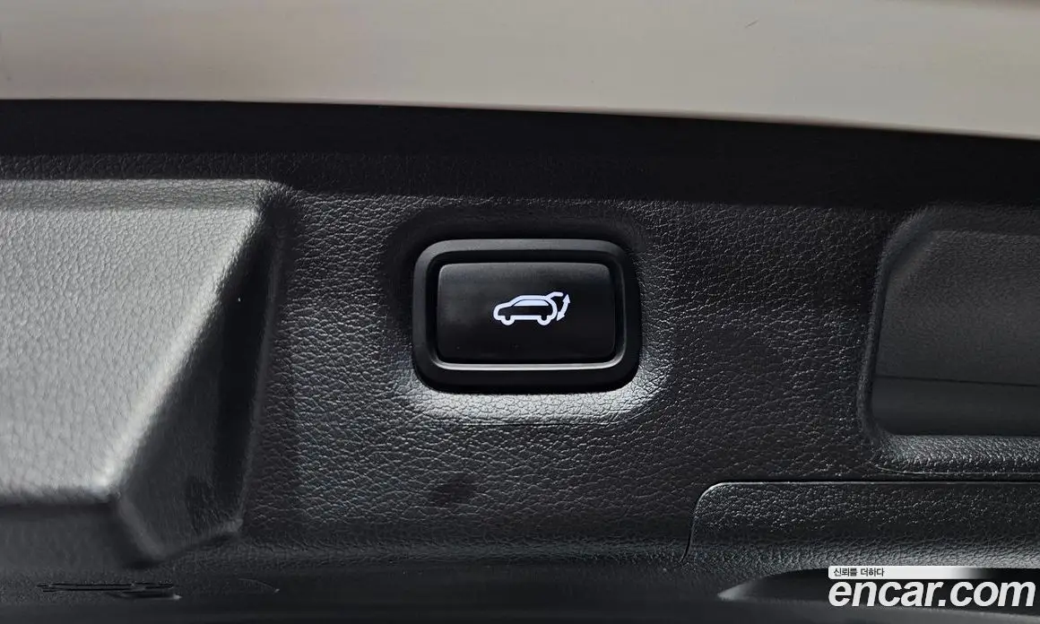 Hyundai Santa Fe 2023 1.6 автомат (гидро), фото 35